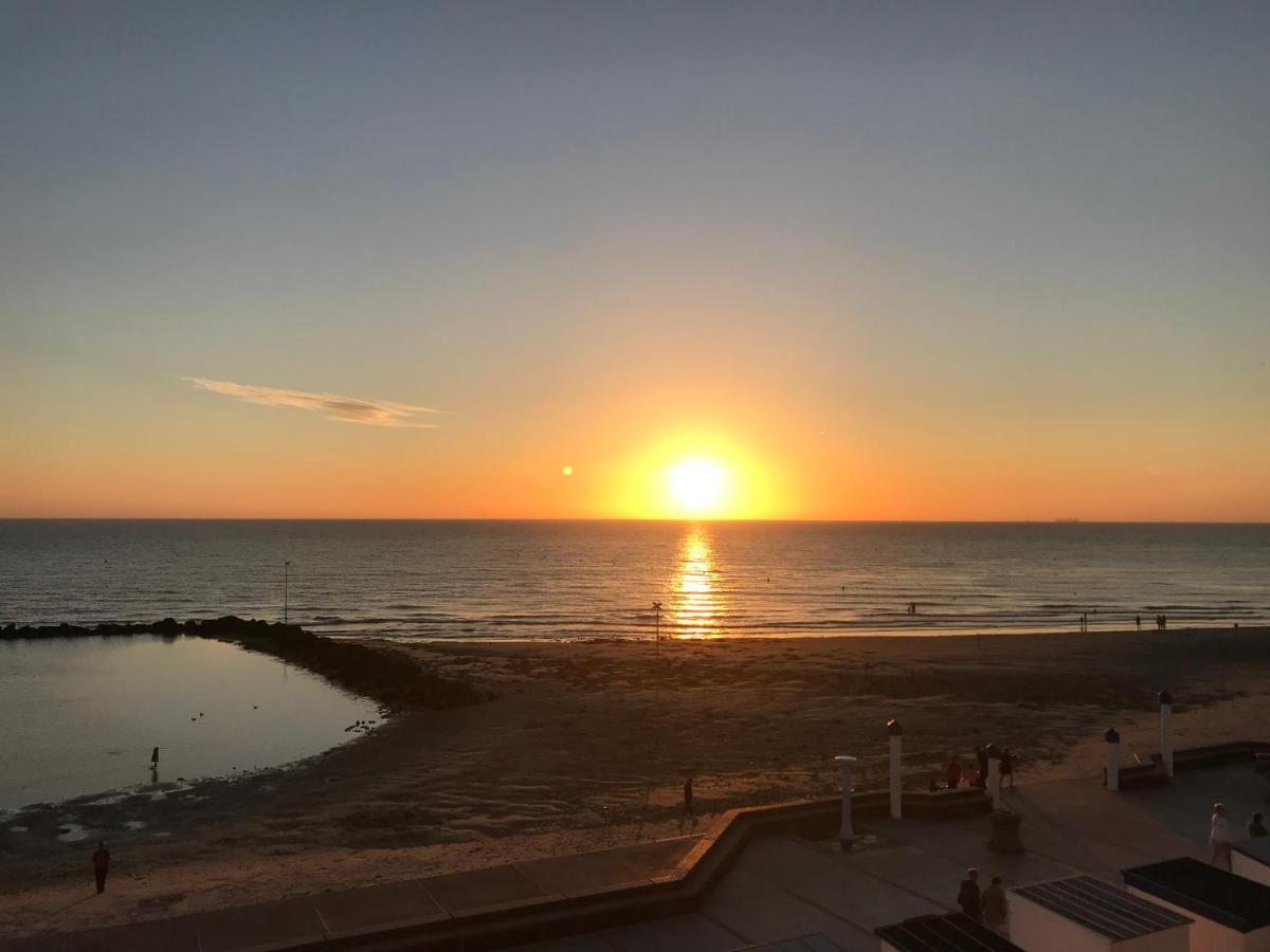 Le Coucher De Soleil - Face Mer Avec Terrasse 维姆勒 外观 照片